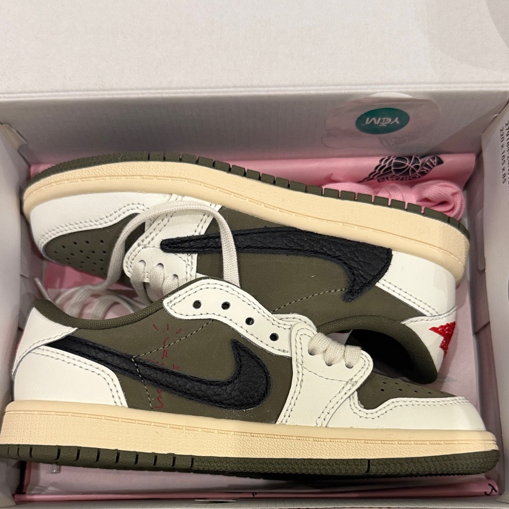 Nike Kids Olive and Cream Sneakers